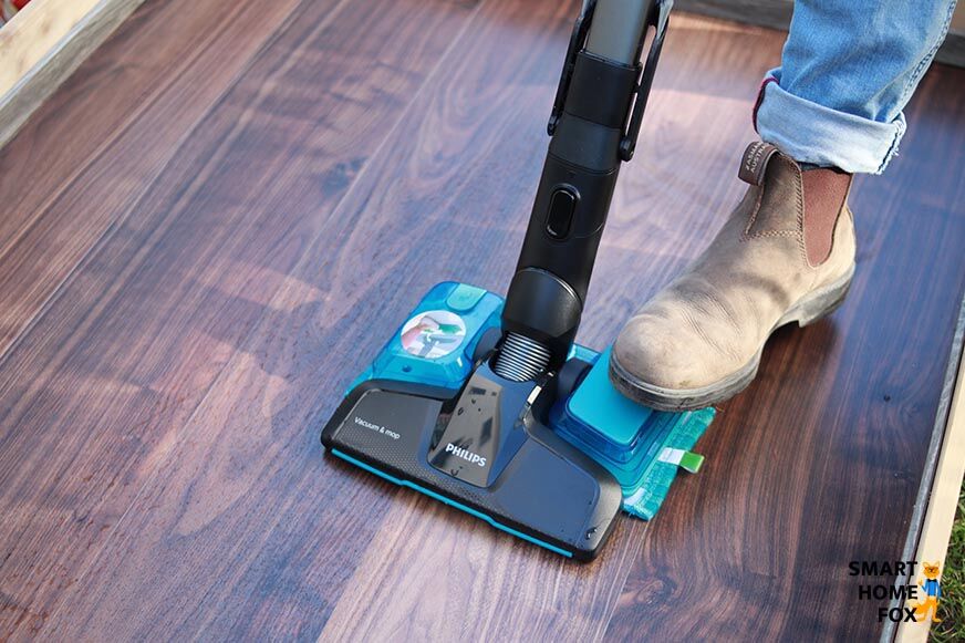 A pedal regulates the amount of water